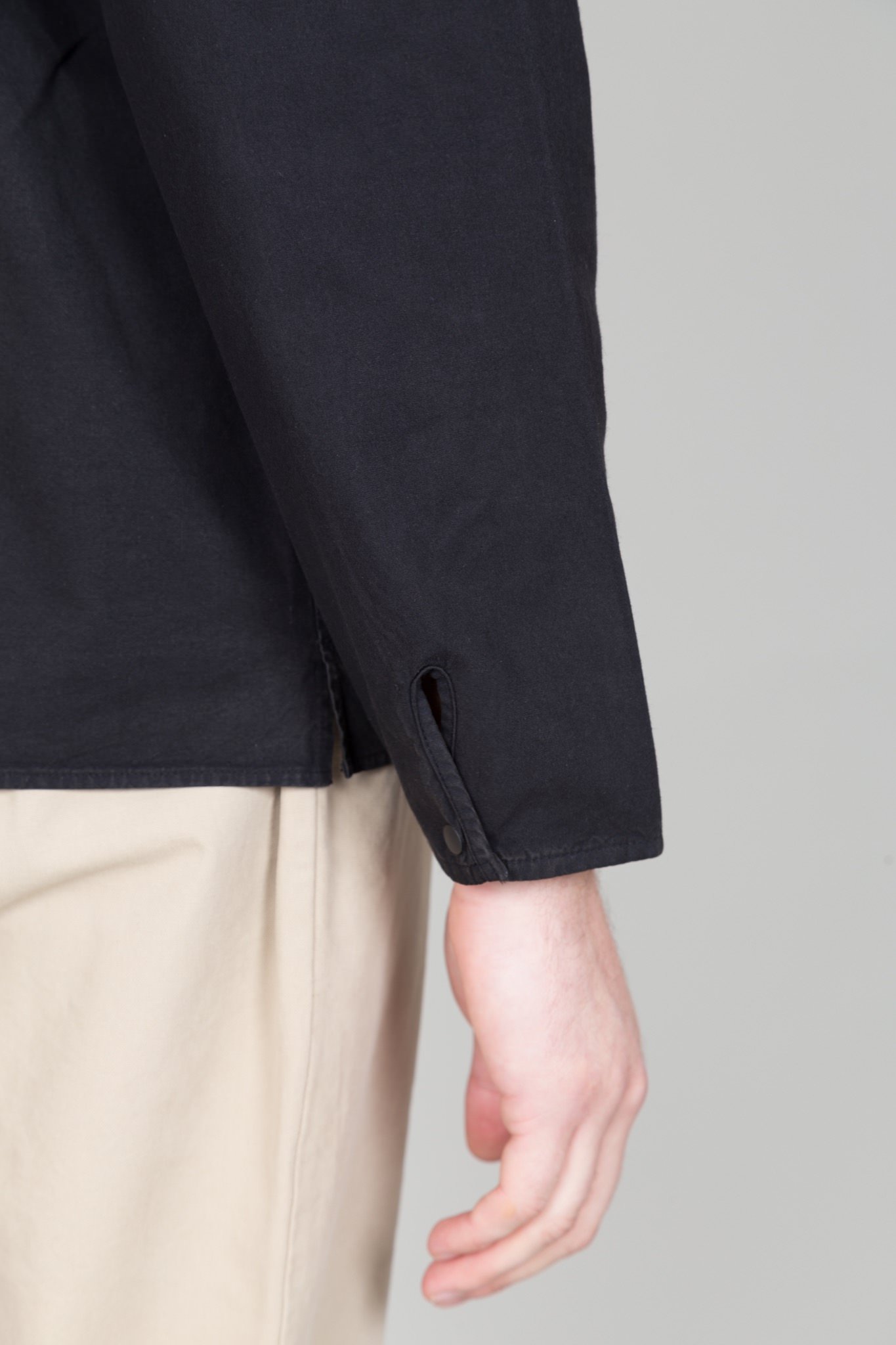 COLLARLESS-POPSTUD-WASHEDBLACK-5